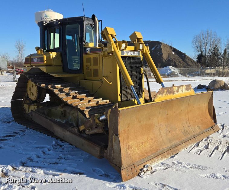 image for item EB1272 1998 Caterpillar D6R LGP dozer