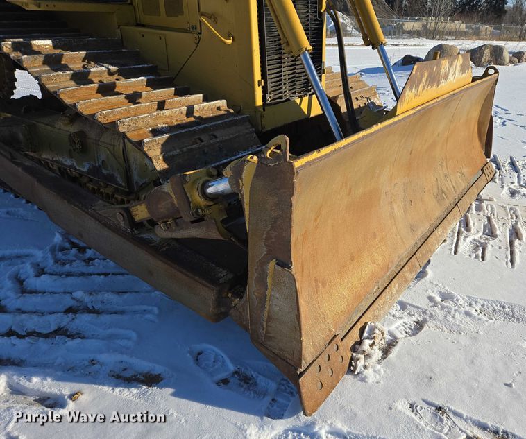 image for item EB1272 1998 Caterpillar D6R LGP dozer