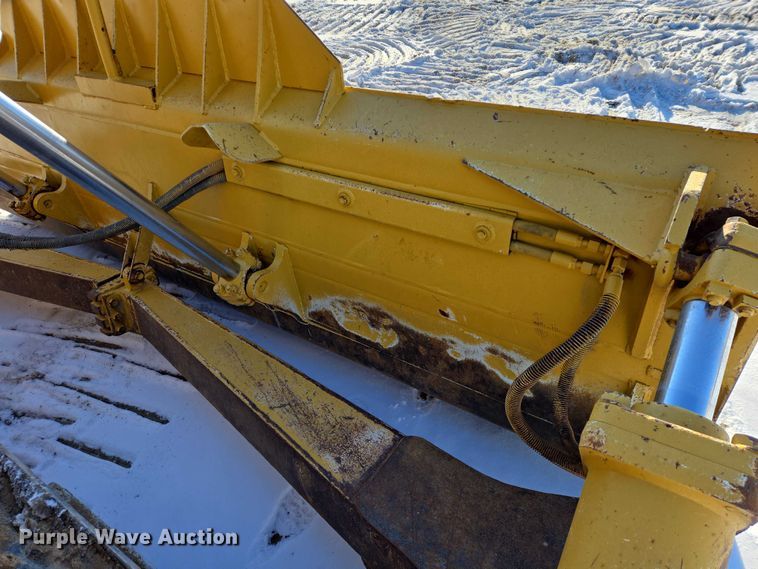 image for item EB1272 1998 Caterpillar D6R LGP dozer