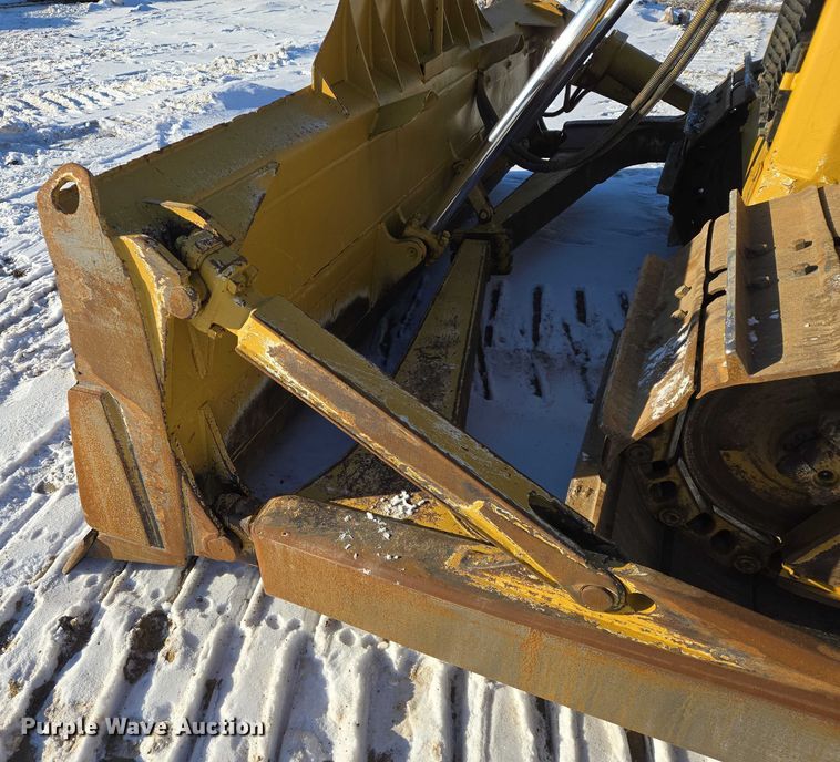 image for item EB1272 1998 Caterpillar D6R LGP dozer