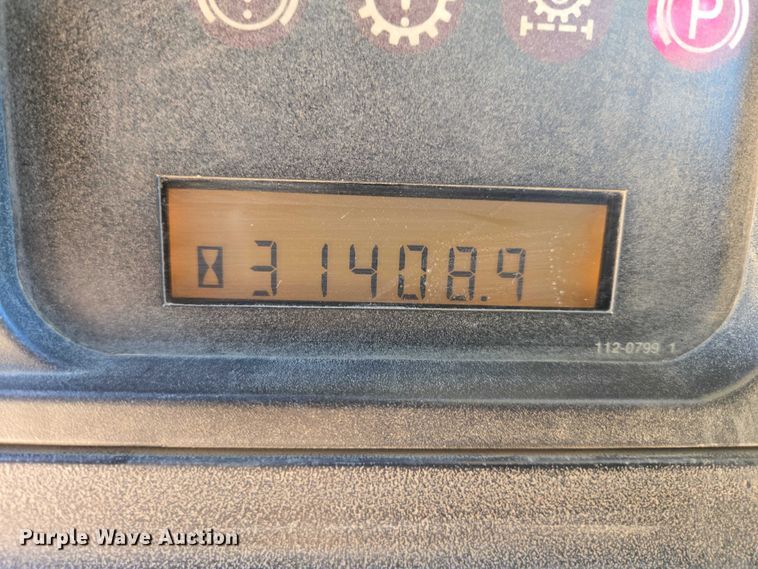 image for item EB1272 1998 Caterpillar D6R LGP dozer