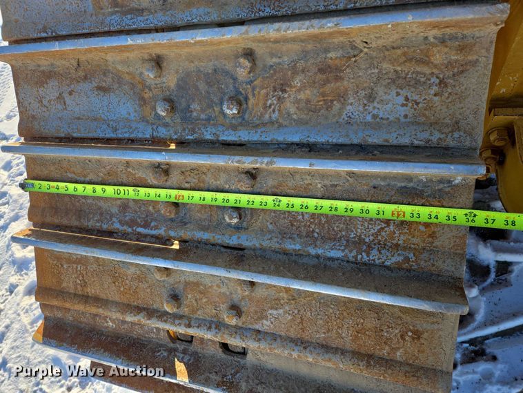 image for item EB1272 1998 Caterpillar D6R LGP dozer