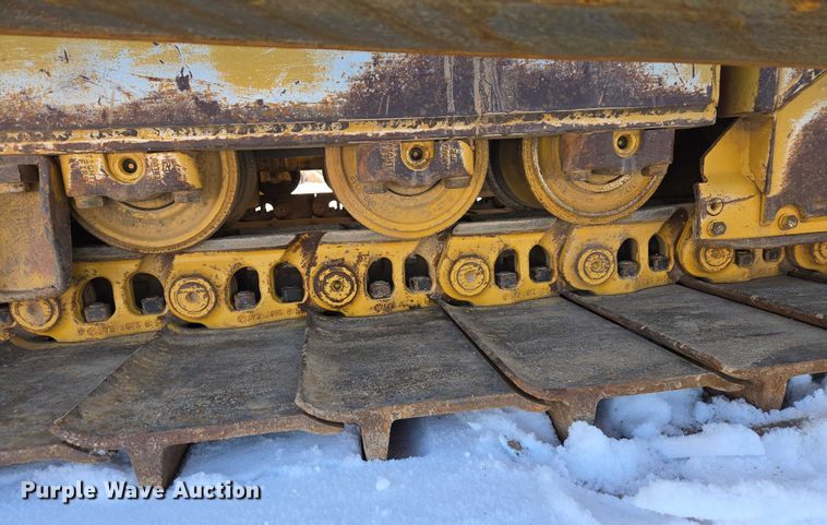 image for item EB1272 1998 Caterpillar D6R LGP dozer