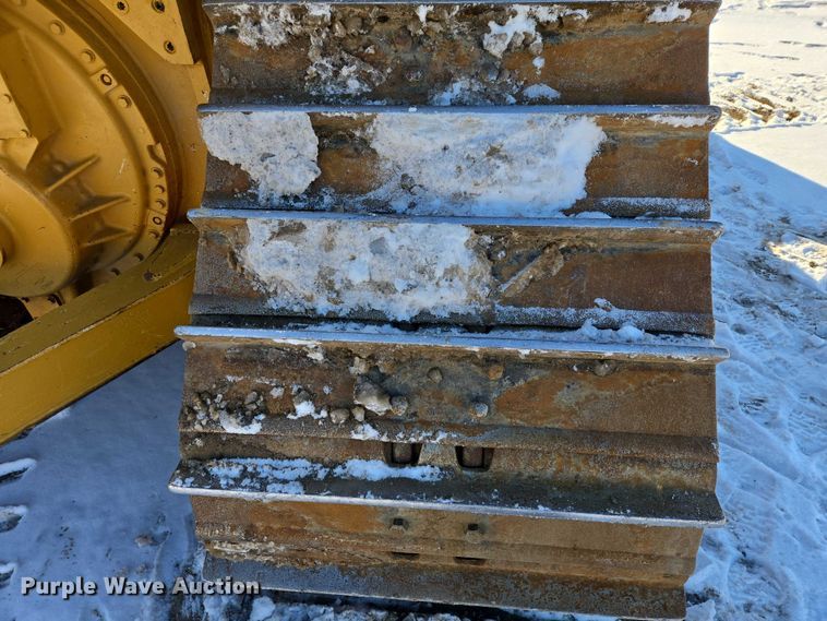 image for item EB1272 1998 Caterpillar D6R LGP dozer