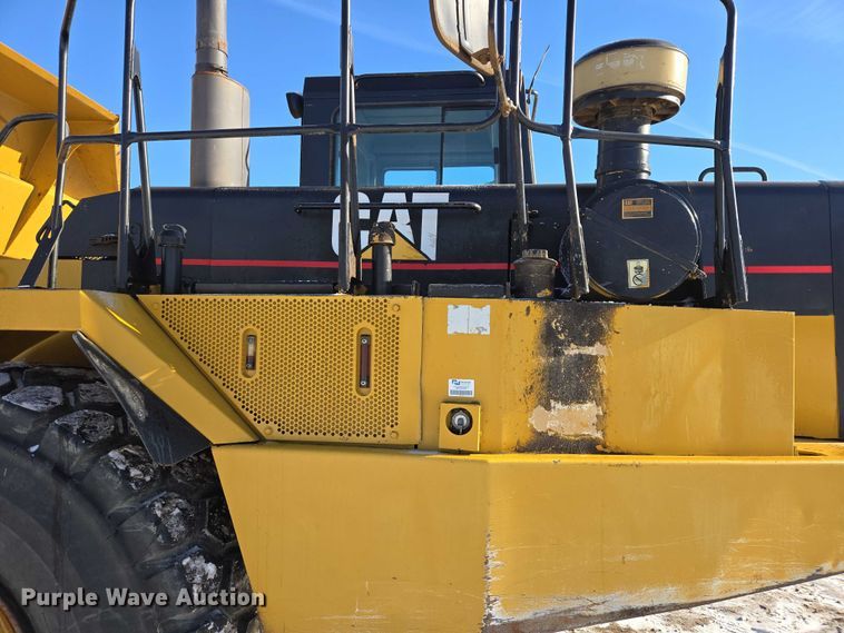 image for item EB1273 2000 Caterpillar D400EII articulated haul truck