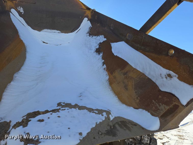 image for item EB1273 2000 Caterpillar D400EII articulated haul truck