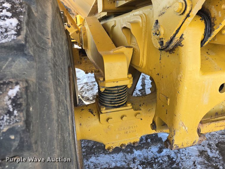 image for item EB1273 2000 Caterpillar D400EII articulated haul truck