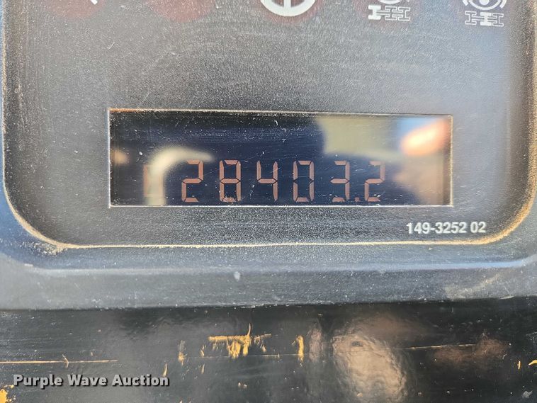 image for item EB1273 2000 Caterpillar D400EII articulated haul truck