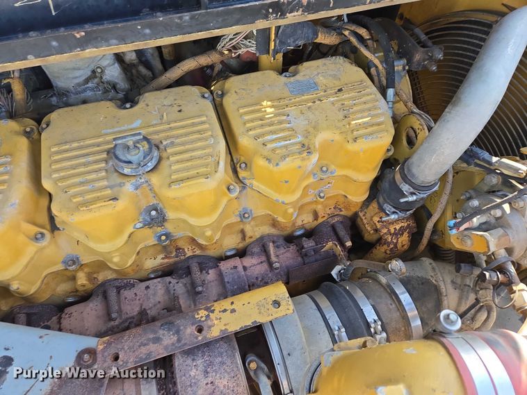 image for item EB1273 2000 Caterpillar D400EII articulated haul truck