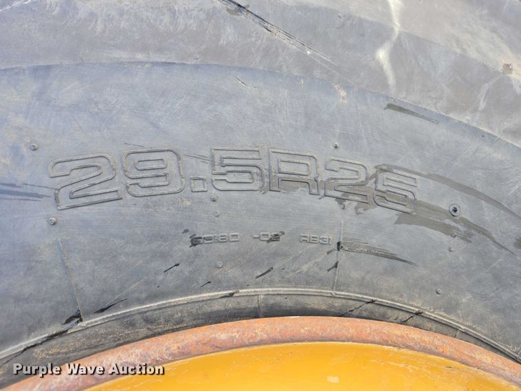 image for item EB1273 2000 Caterpillar D400EII articulated haul truck