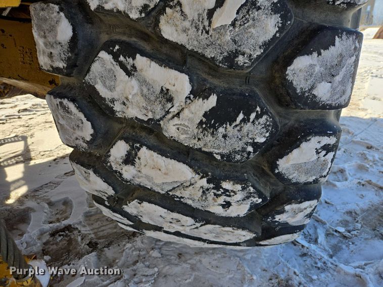 image for item EB1273 2000 Caterpillar D400EII articulated haul truck