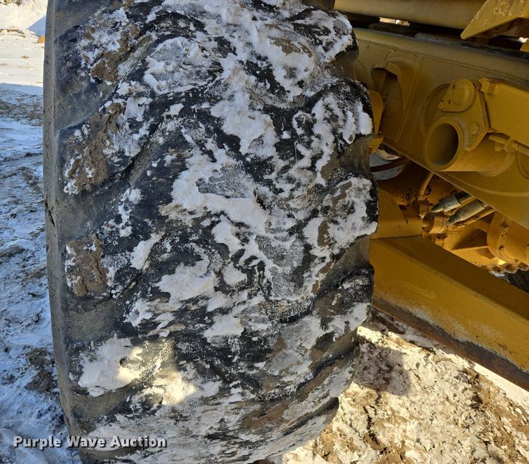 image for item EB1273 2000 Caterpillar D400EII articulated haul truck