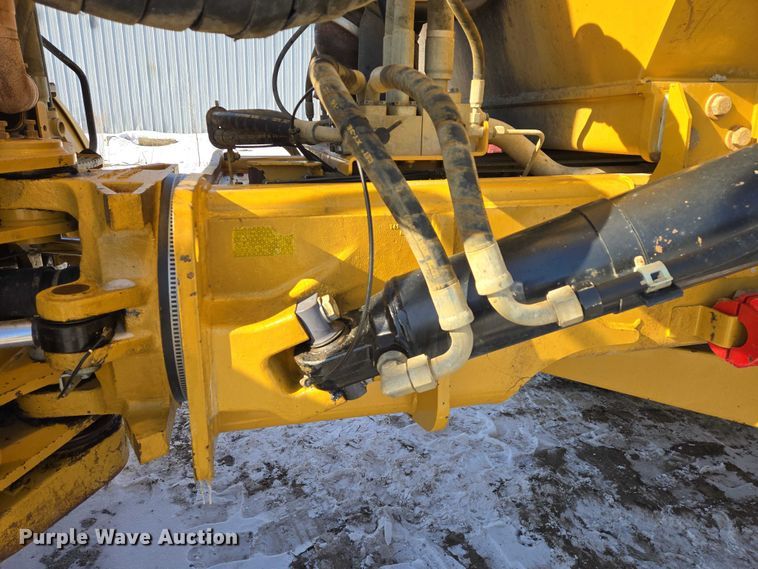 image for item EB1274 2014 Caterpillar 740B articulated haul truck