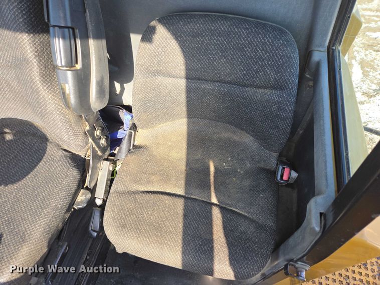 image for item EB1274 2014 Caterpillar 740B articulated haul truck