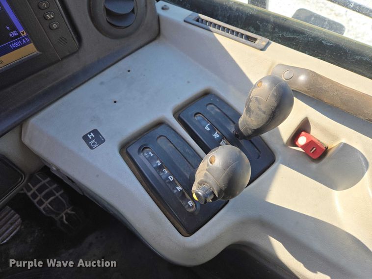 image for item EB1274 2014 Caterpillar 740B articulated haul truck