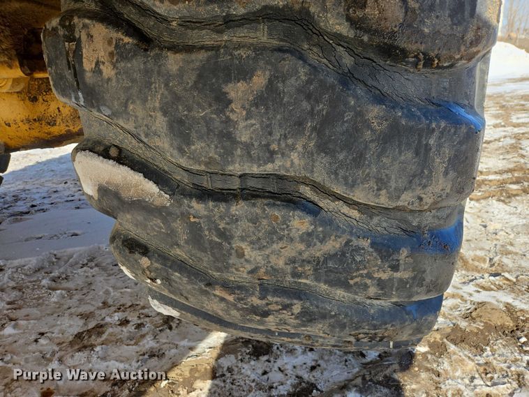 image for item EB1274 2014 Caterpillar 740B articulated haul truck