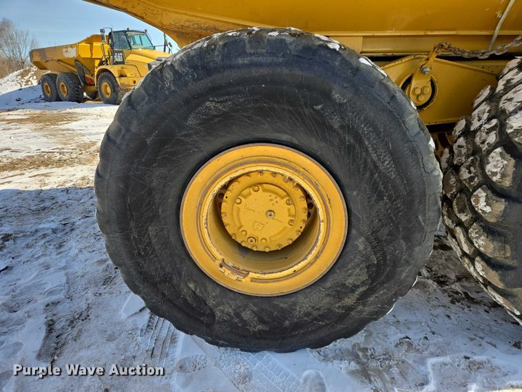 image for item EB1274 2014 Caterpillar 740B articulated haul truck