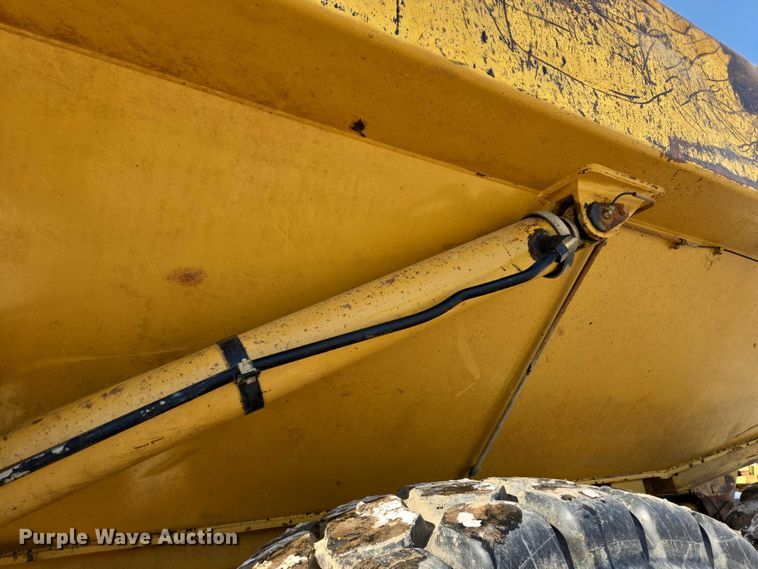 image for item EB1275 2015 Caterpillar 740B articulated haul truck