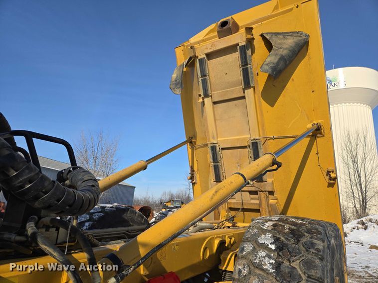image for item EB1275 2015 Caterpillar 740B articulated haul truck