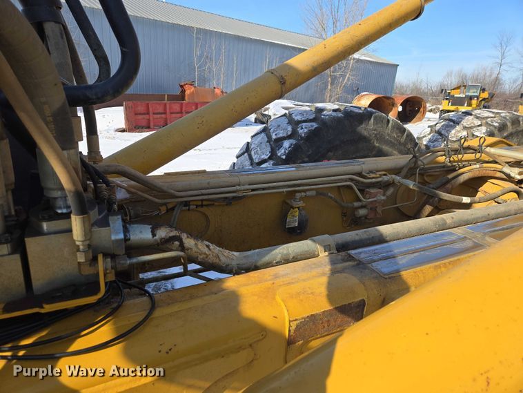 image for item EB1275 2015 Caterpillar 740B articulated haul truck