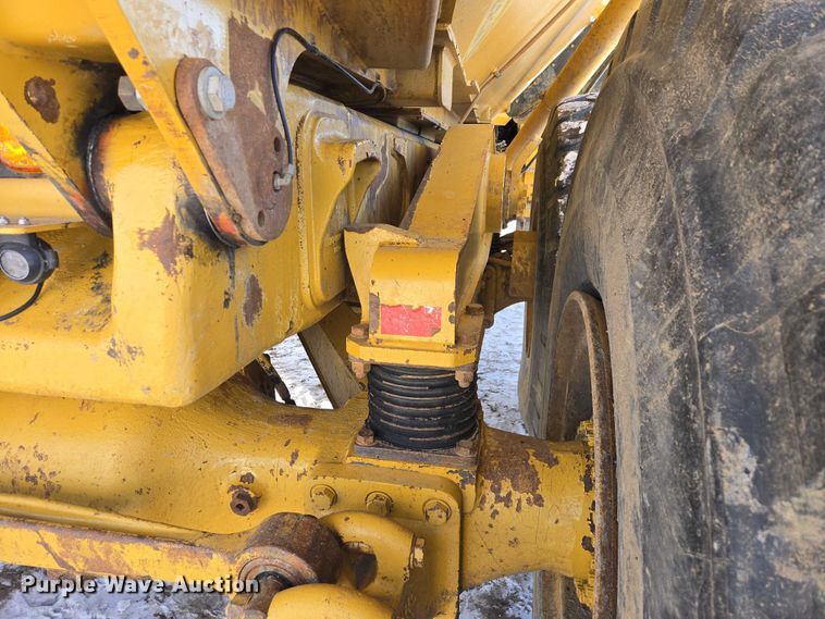 image for item EB1275 2015 Caterpillar 740B articulated haul truck