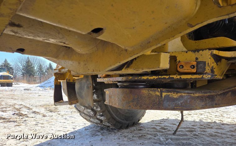 image for item EB1275 2015 Caterpillar 740B articulated haul truck