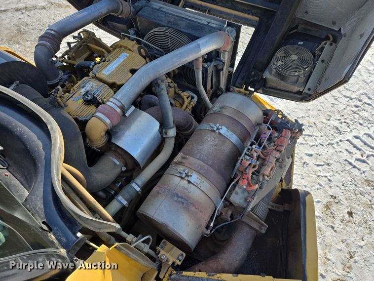 image for item EB1275 2015 Caterpillar 740B articulated haul truck