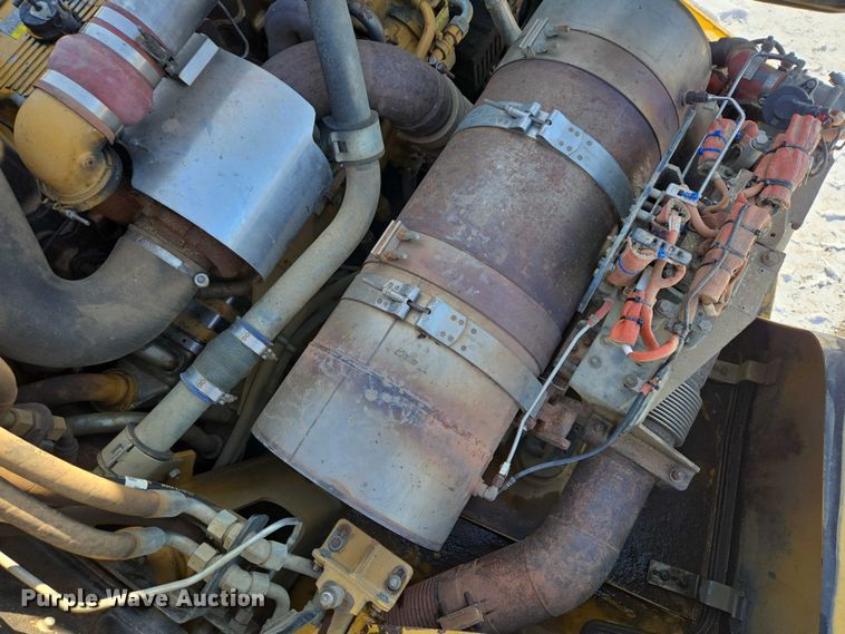 image for item EB1275 2015 Caterpillar 740B articulated haul truck