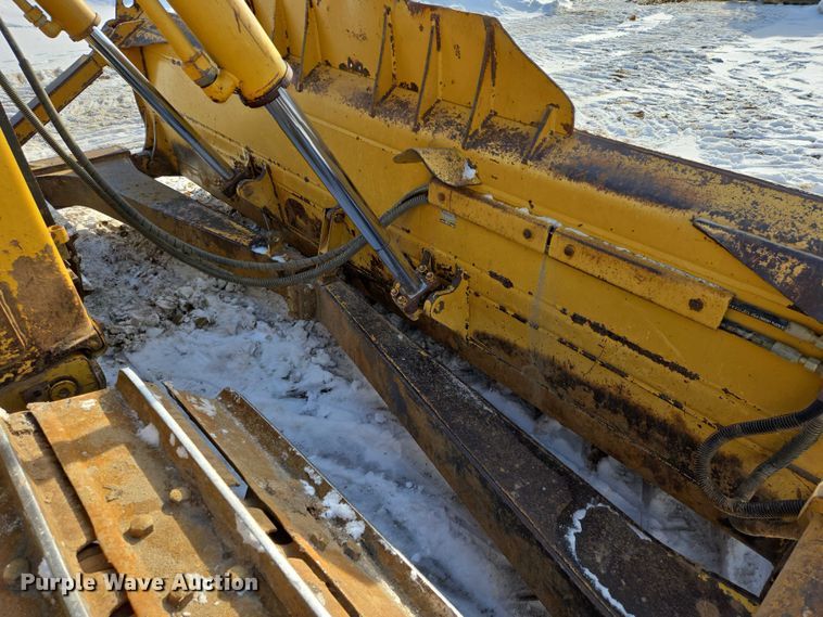 image for item EB1276 Caterpillar D6T LGP dozer