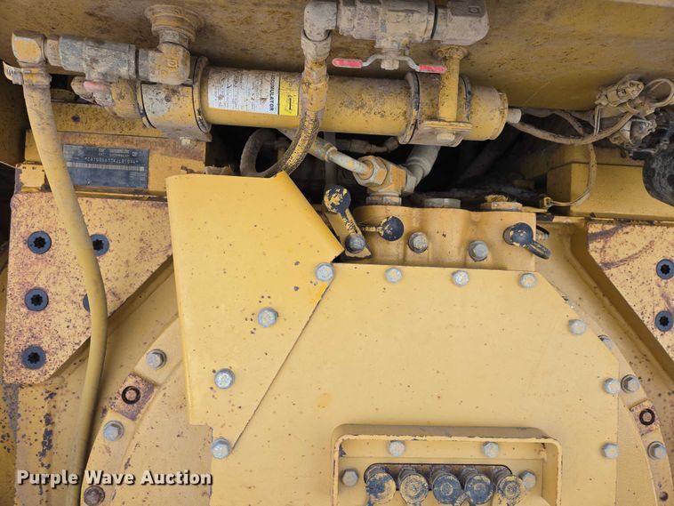 image for item EB1276 Caterpillar D6T LGP dozer