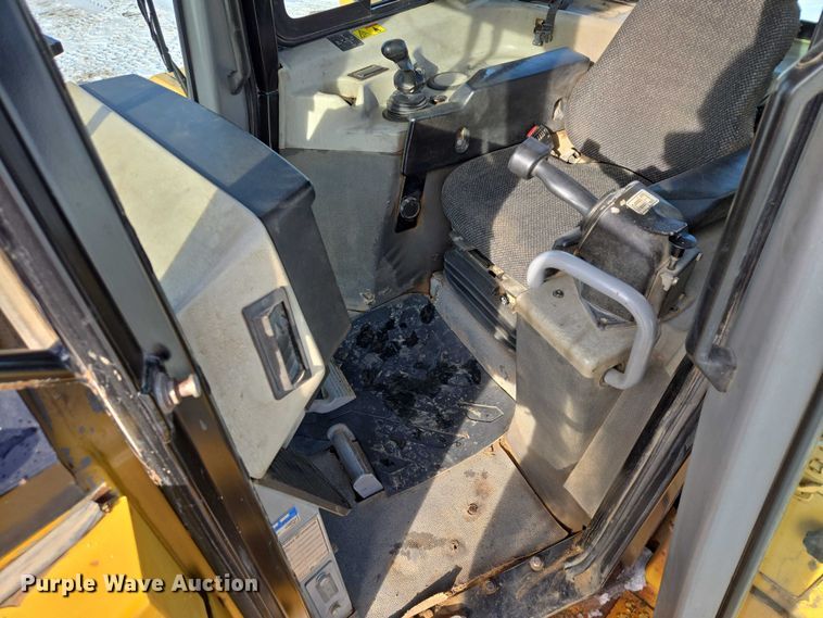 image for item EB1276 Caterpillar D6T LGP dozer