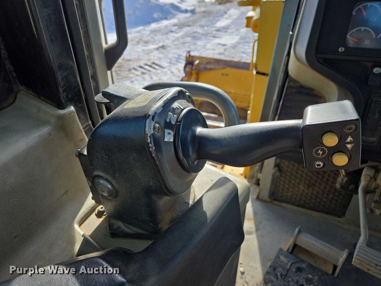 image for item EB1276 Caterpillar D6T LGP dozer