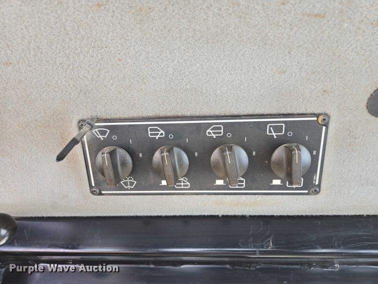 image for item EB1276 Caterpillar D6T LGP dozer