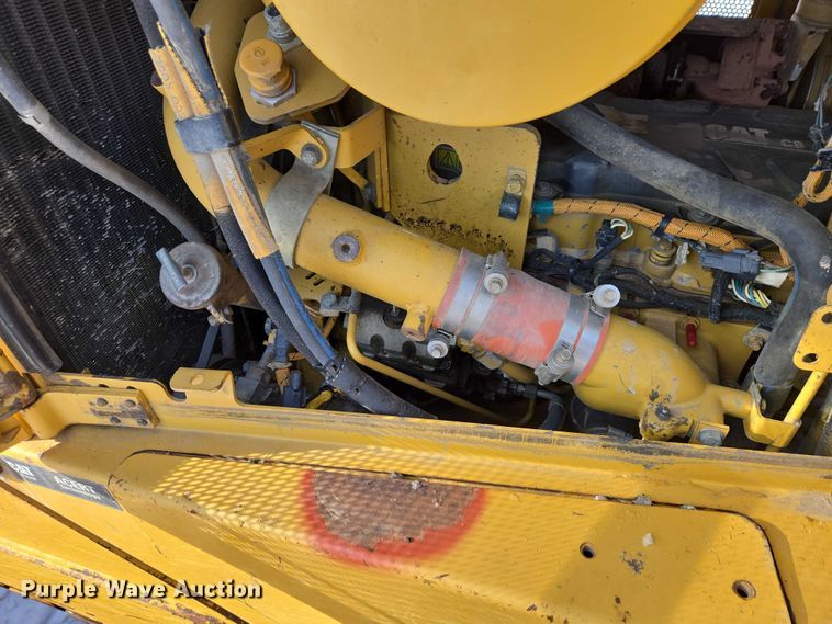 image for item EB1276 Caterpillar D6T LGP dozer