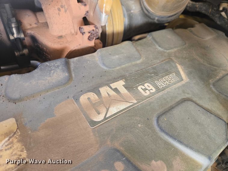 image for item EB1276 Caterpillar D6T LGP dozer