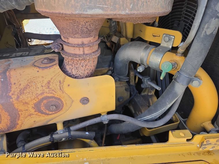 image for item EB1276 Caterpillar D6T LGP dozer