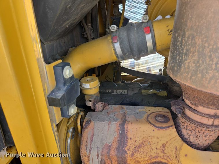 image for item EB1276 Caterpillar D6T LGP dozer