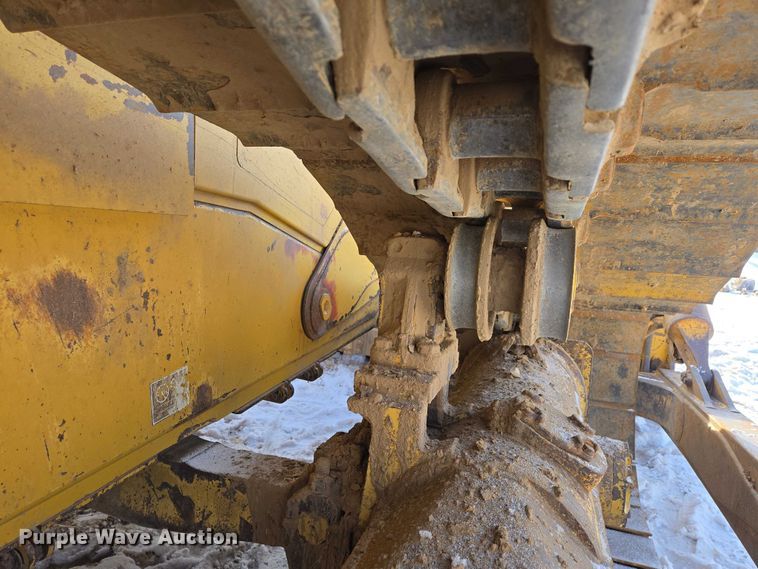 image for item EB1276 Caterpillar D6T LGP dozer