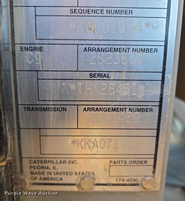 image for item EB1276 Caterpillar D6T LGP dozer