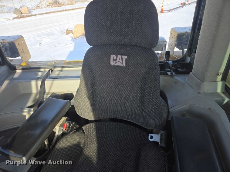 image for item EB1278 2011 Caterpillar D8T dozer