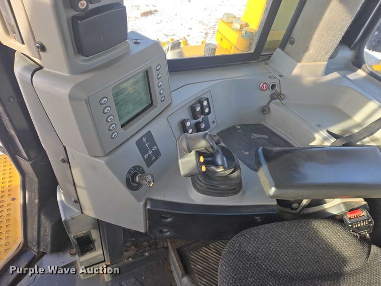 image for item EB1278 2011 Caterpillar D8T dozer