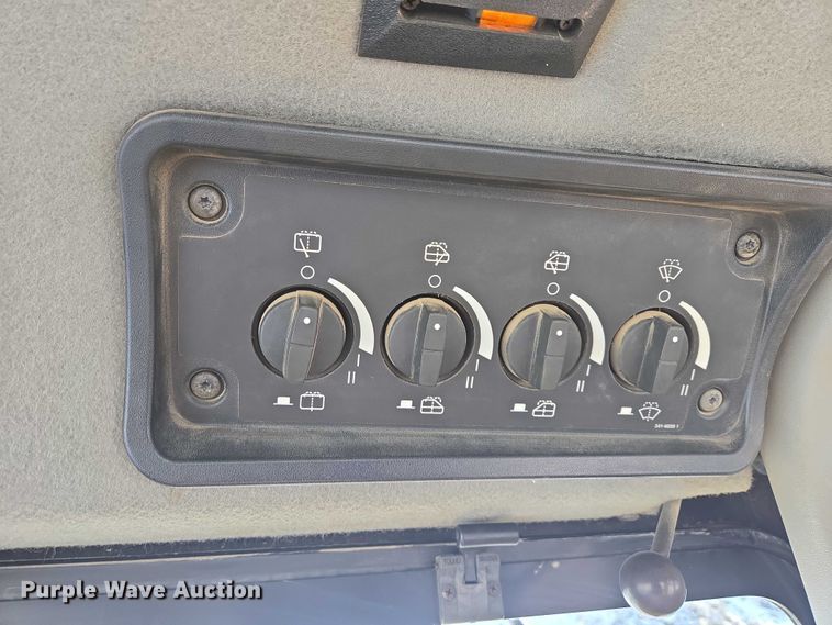 image for item EB1278 2011 Caterpillar D8T dozer