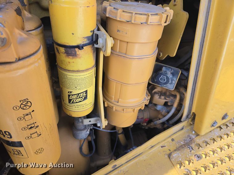 image for item EB1278 2011 Caterpillar D8T dozer