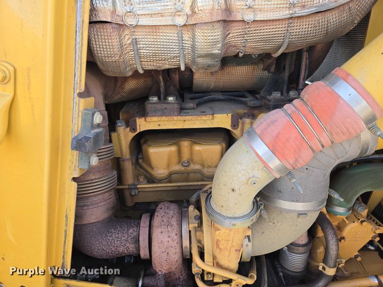 image for item EB1278 2011 Caterpillar D8T dozer