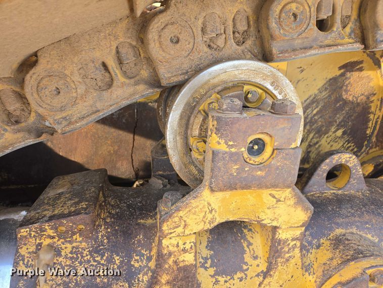 image for item EB1278 2011 Caterpillar D8T dozer