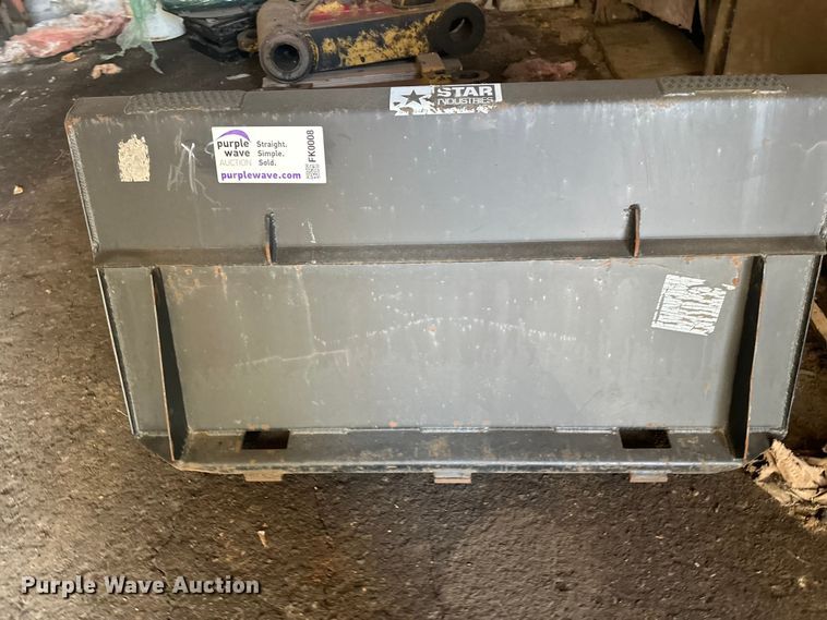 image for item FK0008 Skid steer concrete placement bucket