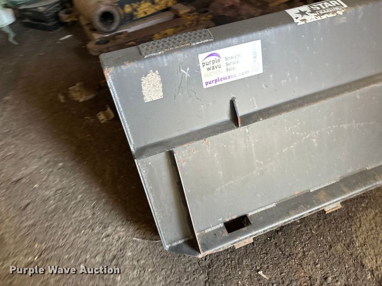 image for item FK0008 Skid steer concrete placement bucket