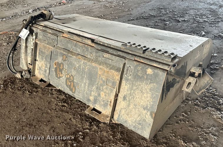 image for item FK1528 Bobcat skid steer sweeper
