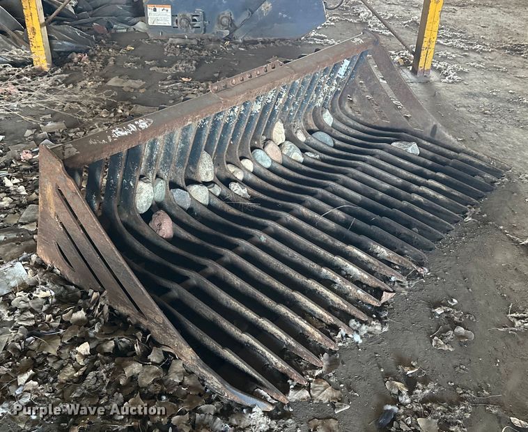 image for item FK1529 Skid steer rock bucket