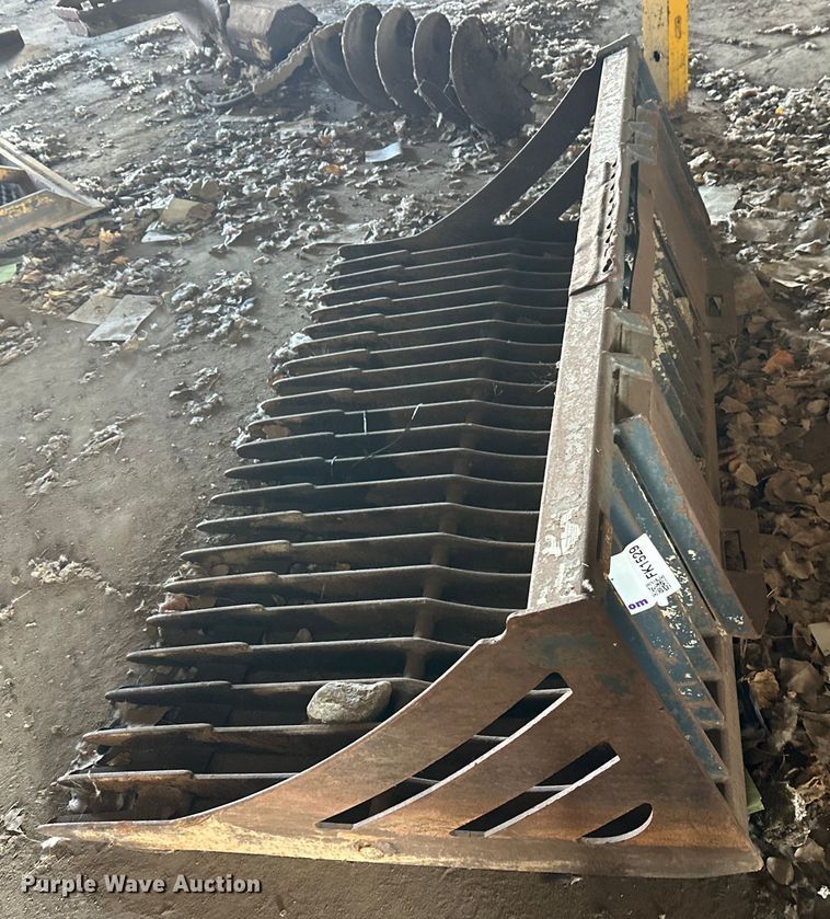 image for item FK1529 Skid steer rock bucket